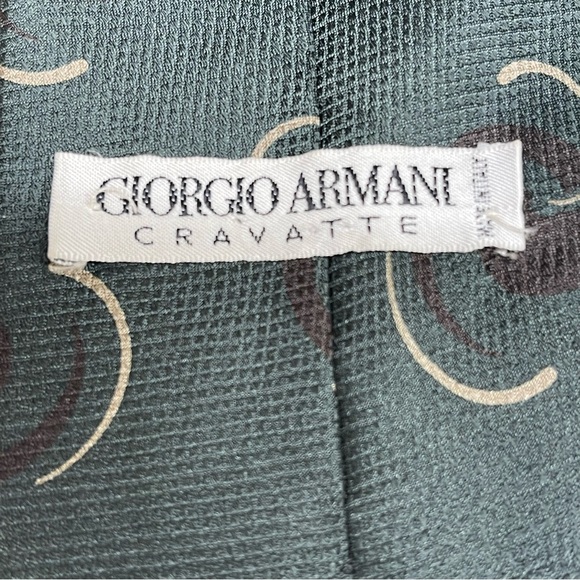 Giorgio Armani Cravatte 100% Silk Tie - Picture 4 of 4